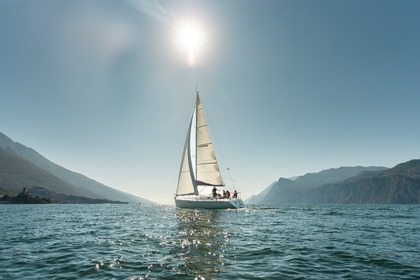 Czarter Jacht żaglowy Beneteau First 31.7 Malcesine