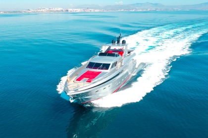 Location Yacht Rizzardi BEYOND II Ibiza