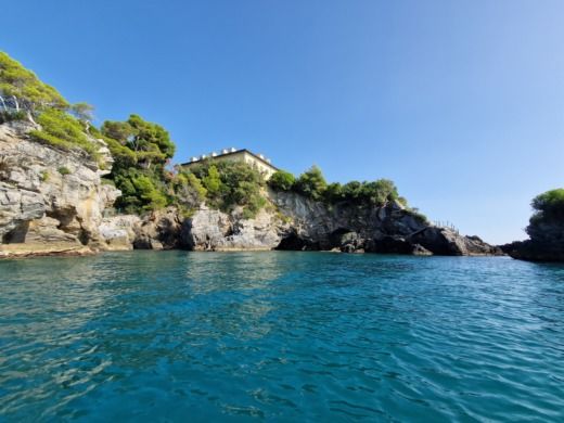 La Spezia Without license 5 Terre Without skipper alt tag text