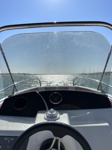 Lepe Motorboat Compass 6S alt tag text