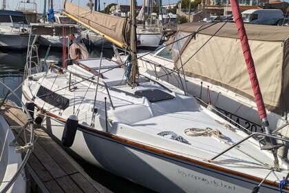 Charter Sailboat Edel Edel 4 Port-de-Bouc