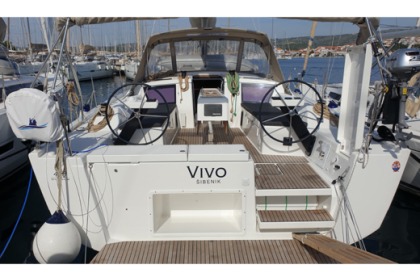 Charter Sailboat DUFOUR 430 Grand Large Rogoznica