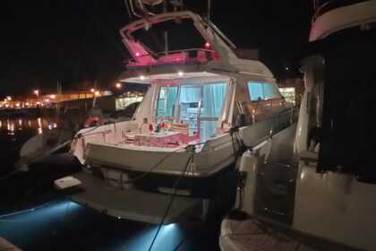 Rental Motorboat Mochi Craft Fly 40 Taranto