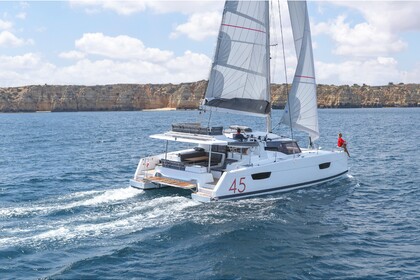 Noleggio Catamarano  Fountaine Pajot Elba 45 Olbia