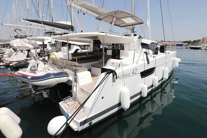 Charter Catamaran Fountaine Pajot Fountaine Pajot Astrea 42 Biograd na Moru