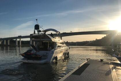 Location Bateau à moteur Beneteau princess 56 Matosinhos