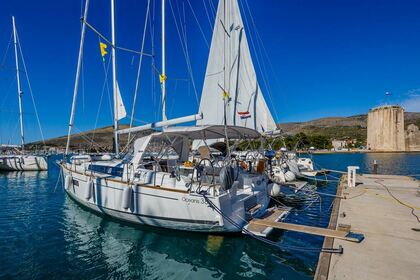 Charter Sailboat BENETEAU OCEANIS 38.1 Dubrovnik