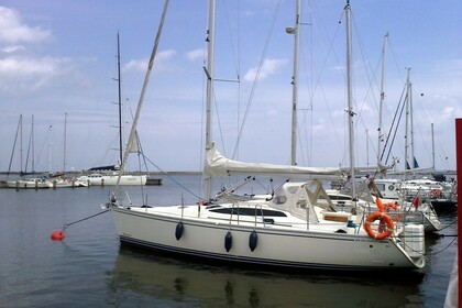 Charter Sailboat Delphia 40.3 Gdańsk