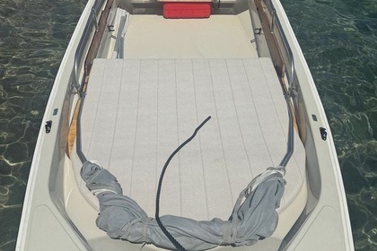 Charter Boat without licence  Boston Whaler 13’ Bonifacio Santa Manza