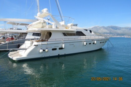 Charter Motor yacht Posillipo Technema 70 Fiumicino