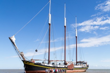 Verhuur Zeiljacht Custom Driemastklipper Ambiance Stavoren