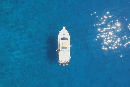 Miete Motorboot KretaMare Cruiser 9 Almyrida