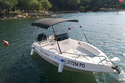 Verhuur Motorboot Nautitech Blueline 19 Poreč