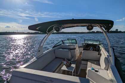 Rental Motorboat Sea Ray 270SDX Potsdam