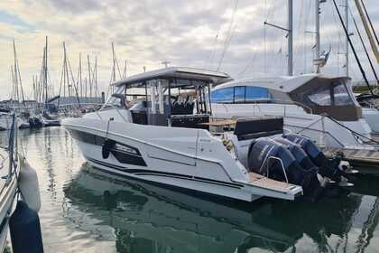 Location Bateau à moteur Jeanneau CAP Camarat 12.5 WA Les Sables-d'Olonne