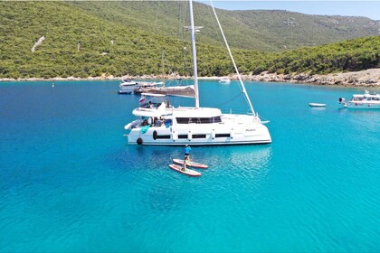 Rental Catamaran  Dufour 48 Catamaran Primošten