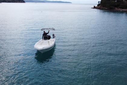 Ενοικίαση Μηχανοκίνητο σκάφος NIKITA 450 Σπέτσες