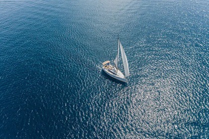 Rental Sailboat Jeanneau Sun Odyssey 319 Palermo