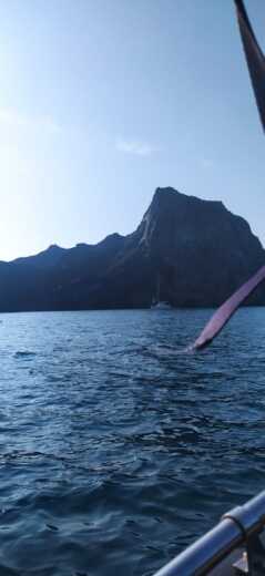 Thera Without license LUXURY BLACK BOAT alt tag text