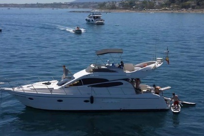Hire Motorboat Yate Majestic Exclusivo Marbella