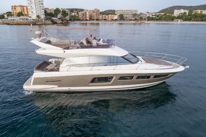 Location Yacht à moteur Prestige 500 Antibes
