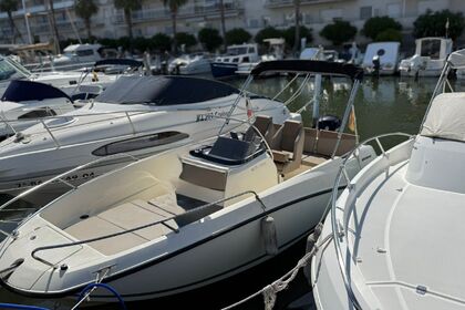 Rental Motorboat Quicksilver Activ 605 Sundeck Martigues