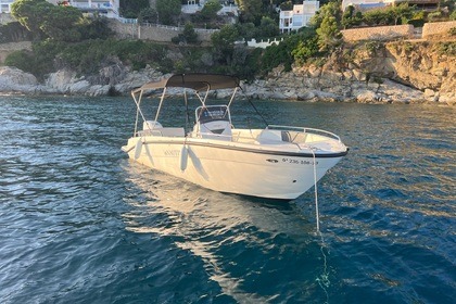 Hire Motorboat Orizzonti Nautilus 670 Empuriabrava