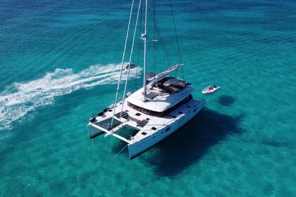 Hire Catamaran Lagoon Lagoon 560 Nassau