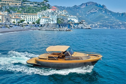 Verhuur Motorboot Gozzo 32 Positano Open Amalfi