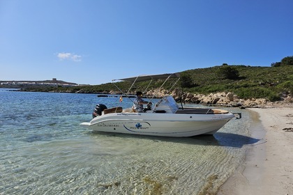 Hire Motorboat Pacific Craft 630 SUNCRUISER Fornells, Minorca