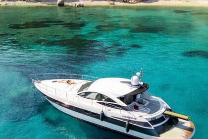 Hire Motorboat Pershing 46 Split