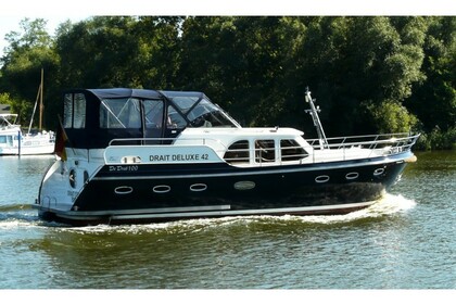 Charter Houseboat De Drait Deluxe 42 (4 cab) Brandenburg
