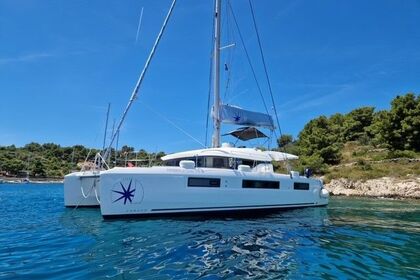 Charter Catamaran Groupe Beneteau Lagoon Barcelona