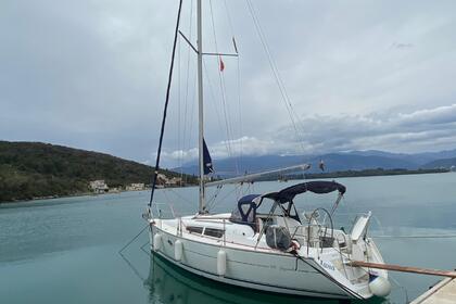 Miete Segelboot Jeanneau Sun Odyssey 32 Tivat