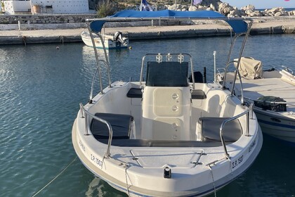 Ενοικίαση Μηχανοκίνητο σκάφος PROTEUS LIMENI Στεγνά