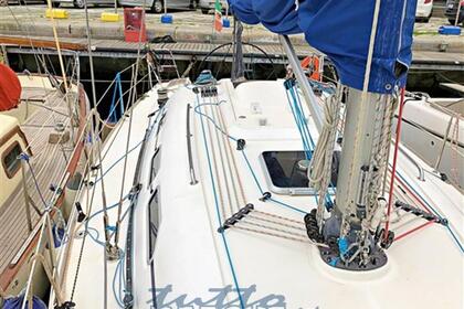 Noleggio Barca a vela Elan 37 Bari