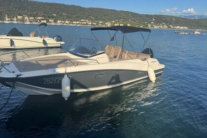 Miete Motorboot Quicksilver 675 Sundeck Rab