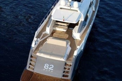 Noleggio Yacht a motore Aicon 82 open Taormina