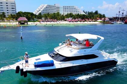 Rental Motor yacht Sea Ray 2010 Cancún