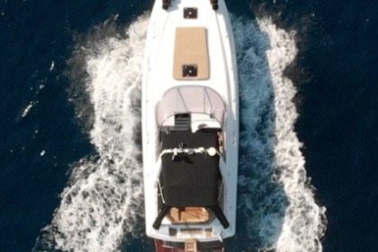Miete Motorboot Sunseeker 38 Martinique Korfu
