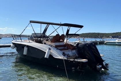 Charter Motorboat Trimarchi Dylet 85 Barbat