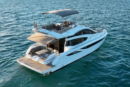 Miete Motorboot Galeon 430 skydeck Makarska