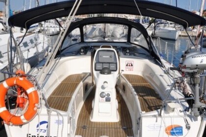 Noleggio Barca a vela BAVARIA 38 CRUISER Zaravecchia