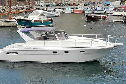 Rental Motorboat MOCHI CRAFT 33 sedan Sorrento