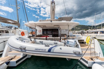 Verhuur Catamaran Fountaine Pajot Fountaine Pajot Saona 47 Quintet - 5 + 1 cab. Trogir