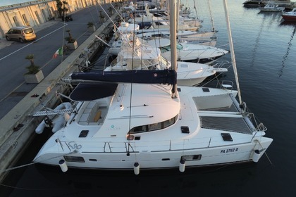 Charter Catamaran LAGOON 380 s2 Premium Imperia