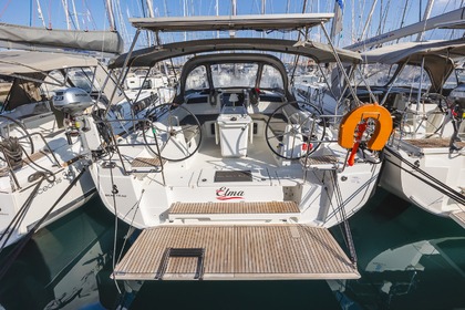 Чартер Парусная яхта Beneteau Oceanis 40.1 Лефкас