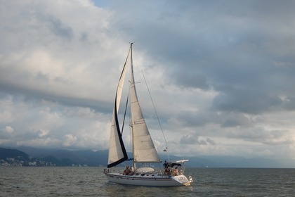 Charter Sailboat Hunter 50 Puerto Vallarta