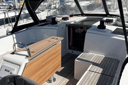 Miete Segelboot BAVARIA YACHTS C42 Marseille