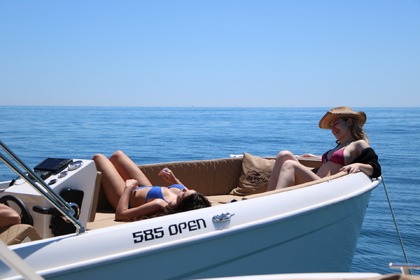 Rental Motorboat MARETI 585 OPEN Mataró